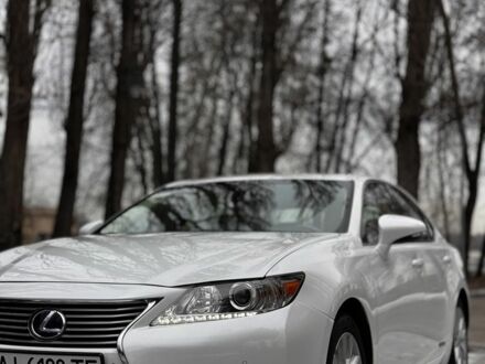 Білий Лексус ЕС, об'ємом двигуна 2.5 л та пробігом 80 тис. км за 19800 $, фото 1 на Automoto.ua