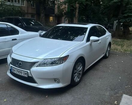 Білий Лексус ЕС, об'ємом двигуна 2.49 л та пробігом 175 тис. км за 19500 $, фото 1 на Automoto.ua