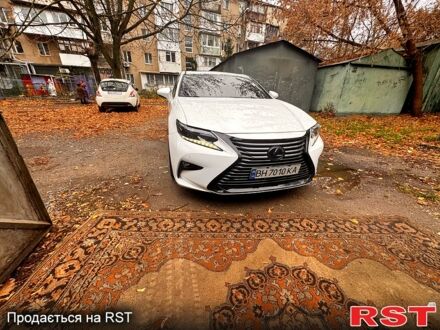 Лексус ЕС 2015 у Одесі на Automoto.ua Білий Лексус ЕС, об'ємом двигуна 2.5 л та пробігом 131 тис. км за 26300 $, фото 1 на Automoto.ua