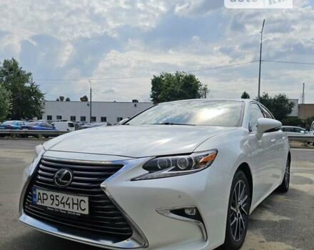 Белый Лексус ЕС, объемом двигателя 3.46 л и пробегом 200 тыс. км за 21999 $, фото 1 на Automoto.ua
