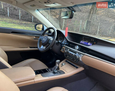 Білий Лексус ЕС, об'ємом двигуна 3.5 л та пробігом 75 тис. км за 22800 $, фото 1 на Automoto.ua