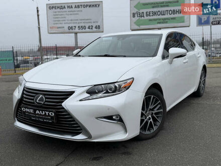 Лексус ЕС 2016 в Киеве на Automoto.ua Белый Лексус ЕС, объемом двигателя 3.5 л и пробегом 200 тыс. км за 24790 $, фото 1 на Automoto.ua