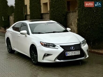 Лексус ЕС 2017 в Тернополе на Automoto.ua Белый Лексус ЕС, объемом двигателя 2.49 л и пробегом 124 тыс. км за 23000 $, фото 1 на Automoto.ua