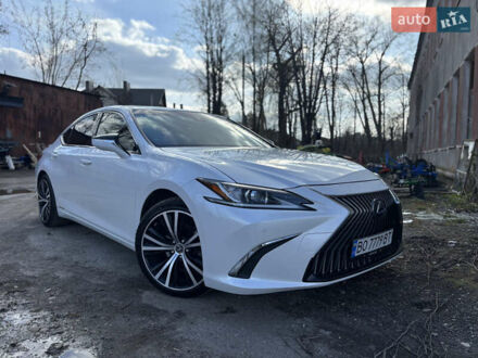 Лексус ЕС 2018 в Тернополе на Automoto.ua Белый Лексус ЕС, объемом двигателя 2.49 л и пробегом 73 тыс. км за 37000 $, фото 1 на Automoto.ua