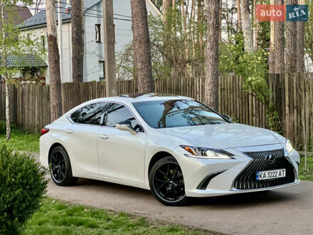 Лексус ЕС 2018 в Киеве на Automoto.ua Белый Лексус ЕС, объемом двигателя 3.5 л и пробегом 73 тыс. км за 29950 $, фото 1 на Automoto.ua