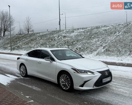 Белый Лексус ЕС, объемом двигателя 2.5 л и пробегом 54 тыс. км за 35000 $, фото 1 на Automoto.ua