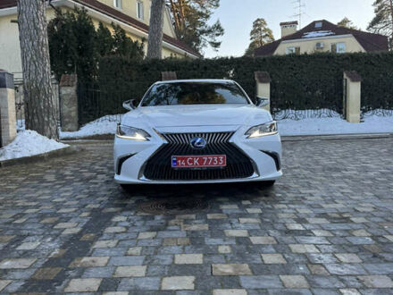 Белый Лексус ЕС, объемом двигателя 2.49 л и пробегом 95 тыс. км за 36000 $, фото 1 на Automoto.ua