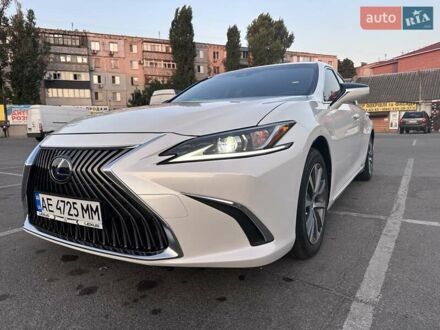 Лексус ЕС 2020 у Павлограде на Automoto.ua Білий Лексус ЕС, об'ємом двигуна 2.49 л та пробігом 52 тис. км за 33000 $, фото 1 на Automoto.ua