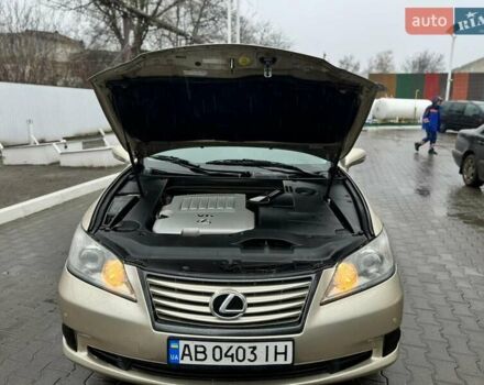 Бежевый Лексус ЕС, объемом двигателя 3.5 л и пробегом 292 тыс. км за 11100 $, фото 4 на Automoto.ua
