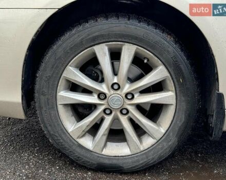 Бежевий Лексус ЕС, об'ємом двигуна 3.5 л та пробігом 298 тис. км за 11890 $, фото 15 на Automoto.ua