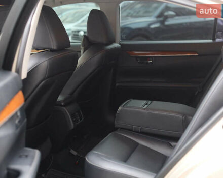 Бежевий Лексус ЕС, об'ємом двигуна 2.49 л та пробігом 180 тис. км за 16990 $, фото 15 на Automoto.ua