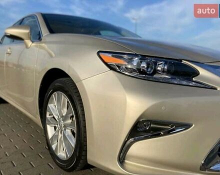 Бежевый Лексус ЕС, объемом двигателя 2.49 л и пробегом 145 тыс. км за 15000 $, фото 10 на Automoto.ua