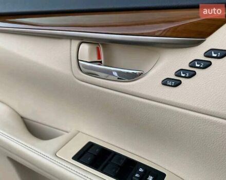 Бежевый Лексус ЕС, объемом двигателя 2.49 л и пробегом 145 тыс. км за 15000 $, фото 14 на Automoto.ua