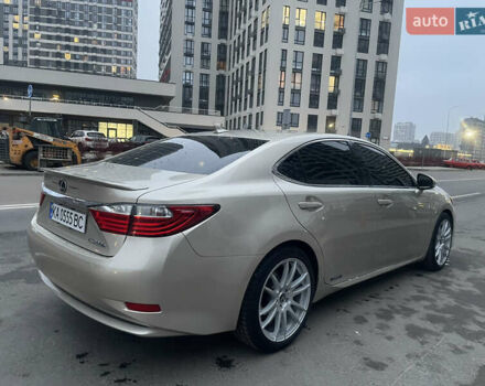 Бежевый Лексус ЕС, объемом двигателя 2.5 л и пробегом 173 тыс. км за 17500 $, фото 4 на Automoto.ua