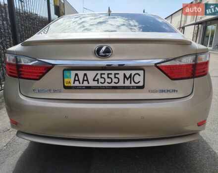 Лексус ЕС 2015 в Киеве на Automoto.ua Бежевый Лексус ЕС, объемом двигателя 2.5 л и пробегом 92 тыс. км за 22900 $, фото 3 на Automoto.ua