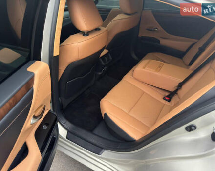 Бежевый Лексус ЕС, объемом двигателя 2.49 л и пробегом 40 тыс. км за 43900 $, фото 28 на Automoto.ua