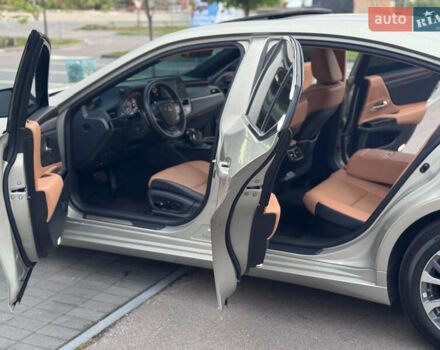 Бежевый Лексус ЕС, объемом двигателя 2.49 л и пробегом 40 тыс. км за 43900 $, фото 18 на Automoto.ua