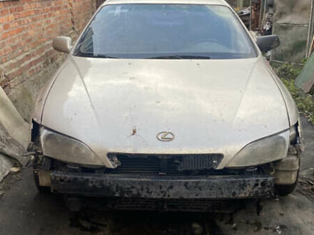 Бежевий Лексус ЕС, об'ємом двигуна 3 л та пробігом 180 тис. км за 2500 $, фото 1 на Automoto.ua