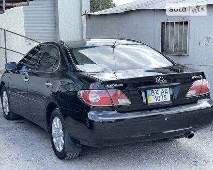 Черный Лексус ЕС, объемом двигателя 3 л и пробегом 350 тыс. км за 4700 $, фото 3 на Automoto.ua