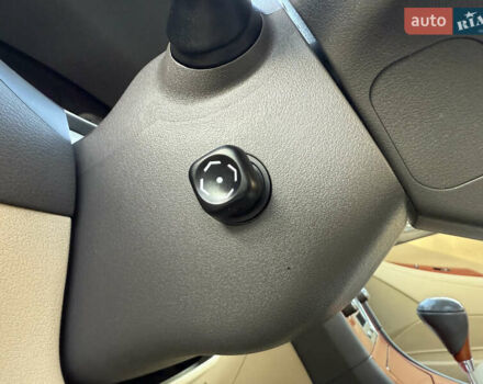 Черный Лексус ЕС, объемом двигателя 3.46 л и пробегом 89 тыс. км за 11999 $, фото 127 на Automoto.ua