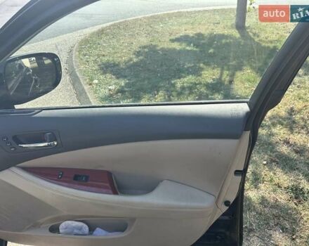 Чорний Лексус ЕС, об'ємом двигуна 3.5 л та пробігом 287 тис. км за 11205 $, фото 4 на Automoto.ua