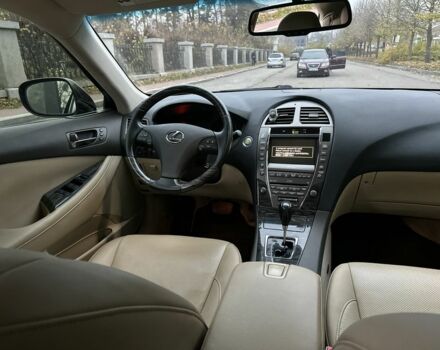 Черный Лексус ЕС, объемом двигателя 3.5 л и пробегом 205 тыс. км за 9250 $, фото 18 на Automoto.ua