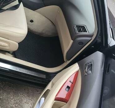 Черный Лексус ЕС, объемом двигателя 3.5 л и пробегом 255 тыс. км за 9300 $, фото 3 на Automoto.ua