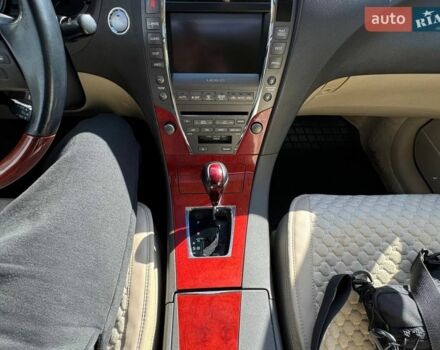 Черный Лексус ЕС, объемом двигателя 3.46 л и пробегом 300 тыс. км за 8500 $, фото 5 на Automoto.ua