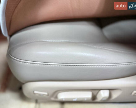 Чорний Лексус ЕС, об'ємом двигуна 3.46 л та пробігом 89 тис. км за 11999 $, фото 103 на Automoto.ua