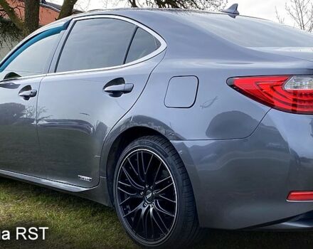 Черный Лексус ЕС, объемом двигателя 3.5 л и пробегом 203 тыс. км за 16999 $, фото 6 на Automoto.ua