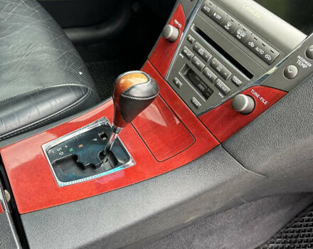 Черный Лексус ЕС, объемом двигателя 3.5 л и пробегом 300 тыс. км за 11000 $, фото 5 на Automoto.ua