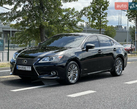 Черный Лексус ЕС, объемом двигателя 3.5 л и пробегом 234 тыс. км за 16300 $, фото 1 на Automoto.ua