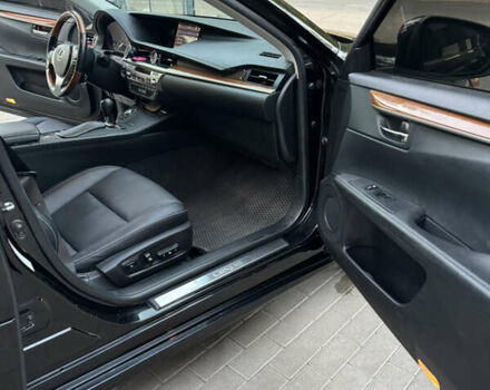 Лексус ЕС 2013 в Киеве на Automoto.ua Черный Лексус ЕС, объемом двигателя 2.5 л и пробегом 198 тыс. км за 16700 $, фото 10 на Automoto.ua