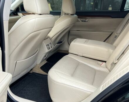 Чорний Лексус ЕС, об'ємом двигуна 2.5 л та пробігом 225 тис. км за 14999 $, фото 7 на Automoto.ua