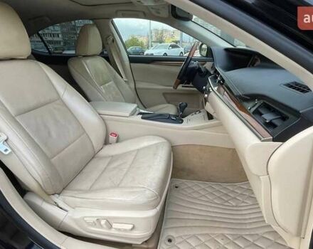 Лексус ЕС 2013 в Киеве на Automoto.ua Черный Лексус ЕС, объемом двигателя 2.49 л и пробегом 283 тыс. км за 17990 $, фото 9 на Automoto.ua