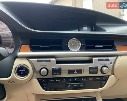 Черный Лексус ЕС, объемом двигателя 2.49 л и пробегом 290 тыс. км за 15000 $, фото 11 на Automoto.ua