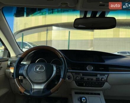 Чорний Лексус ЕС, об'ємом двигуна 2.49 л та пробігом 283 тис. км за 16490 $, фото 13 на Automoto.ua