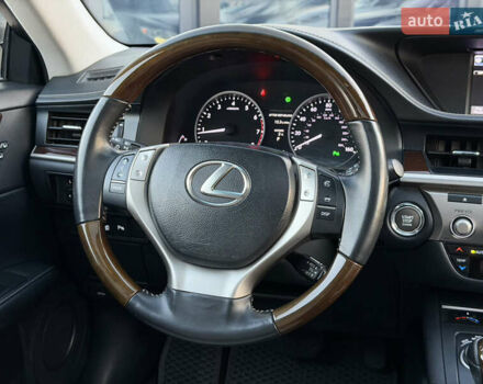 Чорний Лексус ЕС, об'ємом двигуна 3.5 л та пробігом 170 тис. км за 18800 $, фото 21 на Automoto.ua