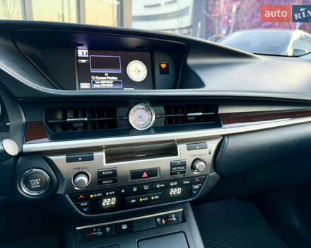 Чорний Лексус ЕС, об'ємом двигуна 3.5 л та пробігом 170 тис. км за 18800 $, фото 28 на Automoto.ua