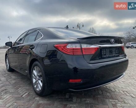 Черный Лексус ЕС, объемом двигателя 2.49 л и пробегом 290 тыс. км за 15000 $, фото 4 на Automoto.ua