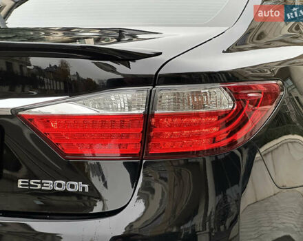 Черный Лексус ЕС, объемом двигателя 2.5 л и пробегом 196 тыс. км за 16300 $, фото 6 на Automoto.ua