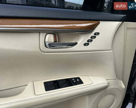 Черный Лексус ЕС, объемом двигателя 2.5 л и пробегом 196 тыс. км за 16300 $, фото 28 на Automoto.ua