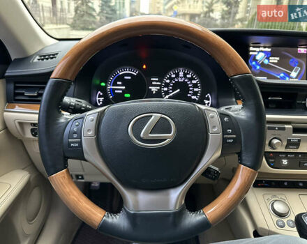 Черный Лексус ЕС, объемом двигателя 2.5 л и пробегом 196 тыс. км за 16300 $, фото 35 на Automoto.ua