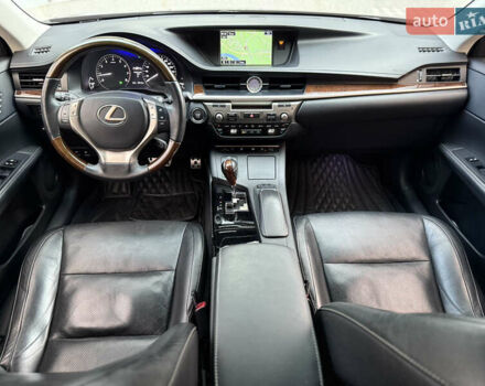 Черный Лексус ЕС, объемом двигателя 3.5 л и пробегом 159 тыс. км за 16900 $, фото 31 на Automoto.ua