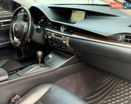 Черный Лексус ЕС, объемом двигателя 3.5 л и пробегом 159 тыс. км за 16900 $, фото 25 на Automoto.ua