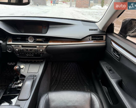 Чорний Лексус ЕС, об'ємом двигуна 3.44 л та пробігом 165 тис. км за 19500 $, фото 34 на Automoto.ua