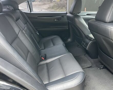 Черный Лексус ЕС, объемом двигателя 3.5 л и пробегом 213 тыс. км за 18700 $, фото 4 на Automoto.ua