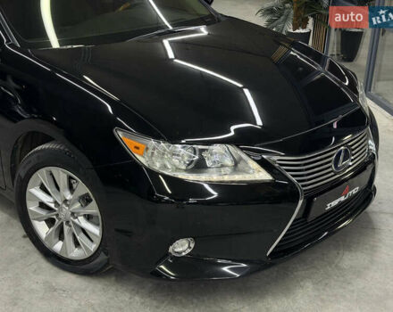 Черный Лексус ЕС, объемом двигателя 2.5 л и пробегом 115 тыс. км за 22900 $, фото 2 на Automoto.ua