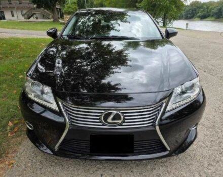 Черный Лексус ЕС, объемом двигателя 3.5 л и пробегом 110 тыс. км за 10500 $, фото 1 на Automoto.ua