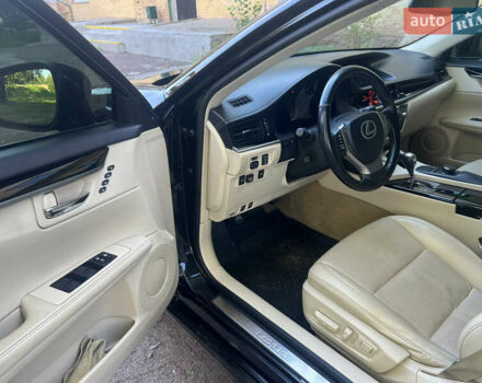 Черный Лексус ЕС, объемом двигателя 2.49 л и пробегом 220 тыс. км за 18500 $, фото 13 на Automoto.ua